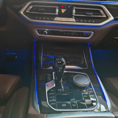 BMW X5 M50i